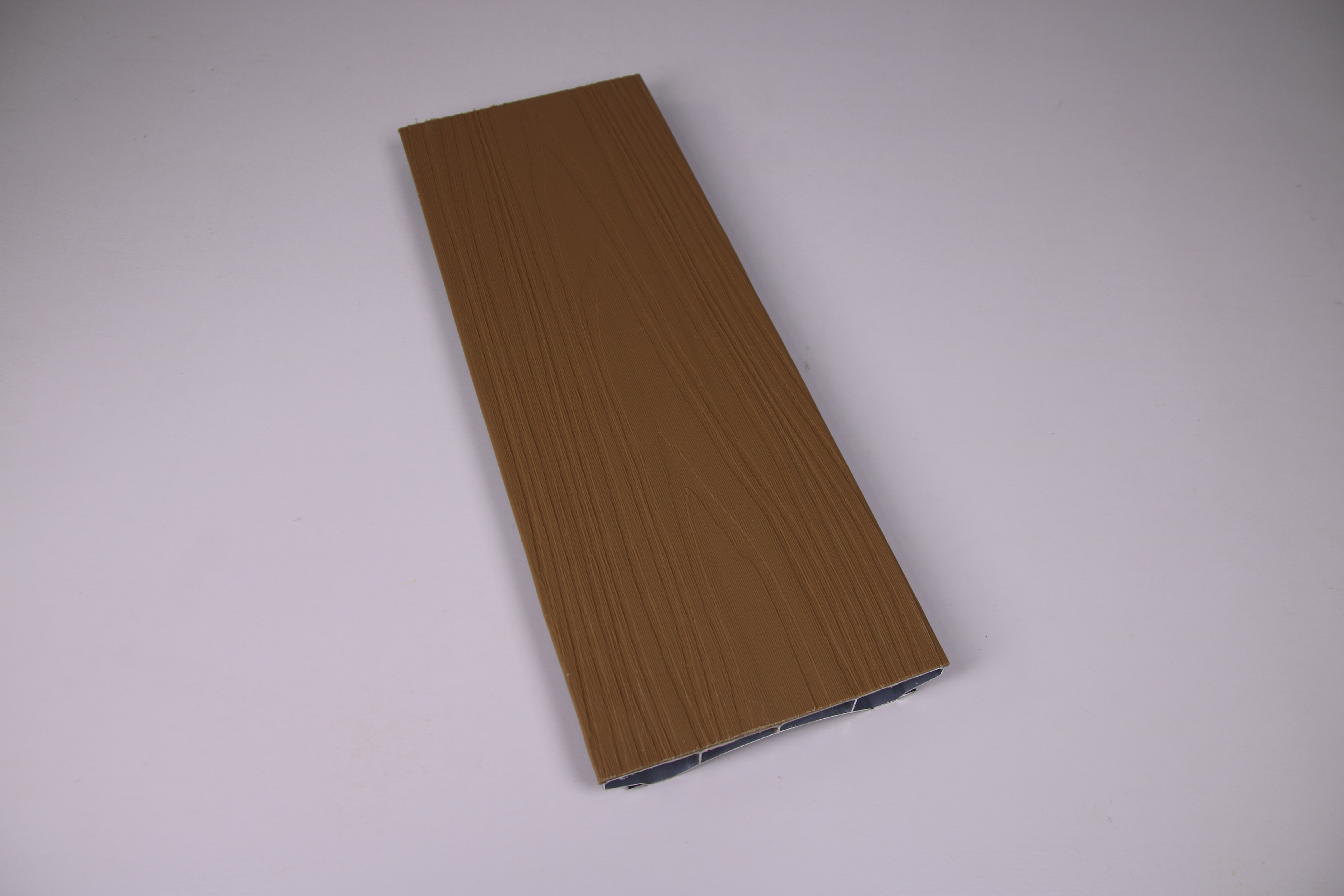 Stylish Aluminum Decking: Elevate Your Outdoor Living with Timeless Elegance