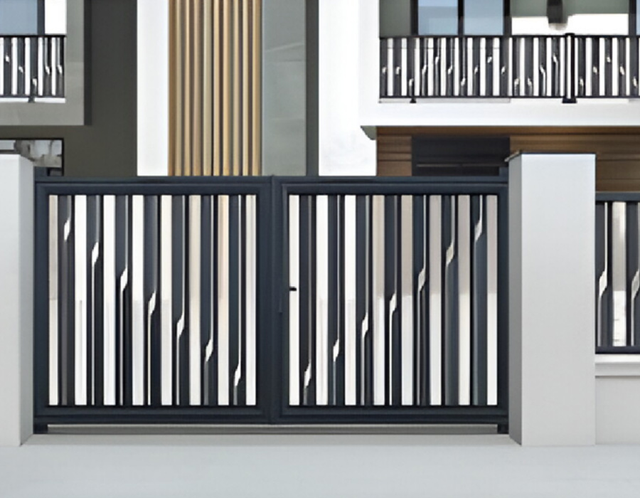 Nowoczesna minimalistyczna aluminiowa brama stopu