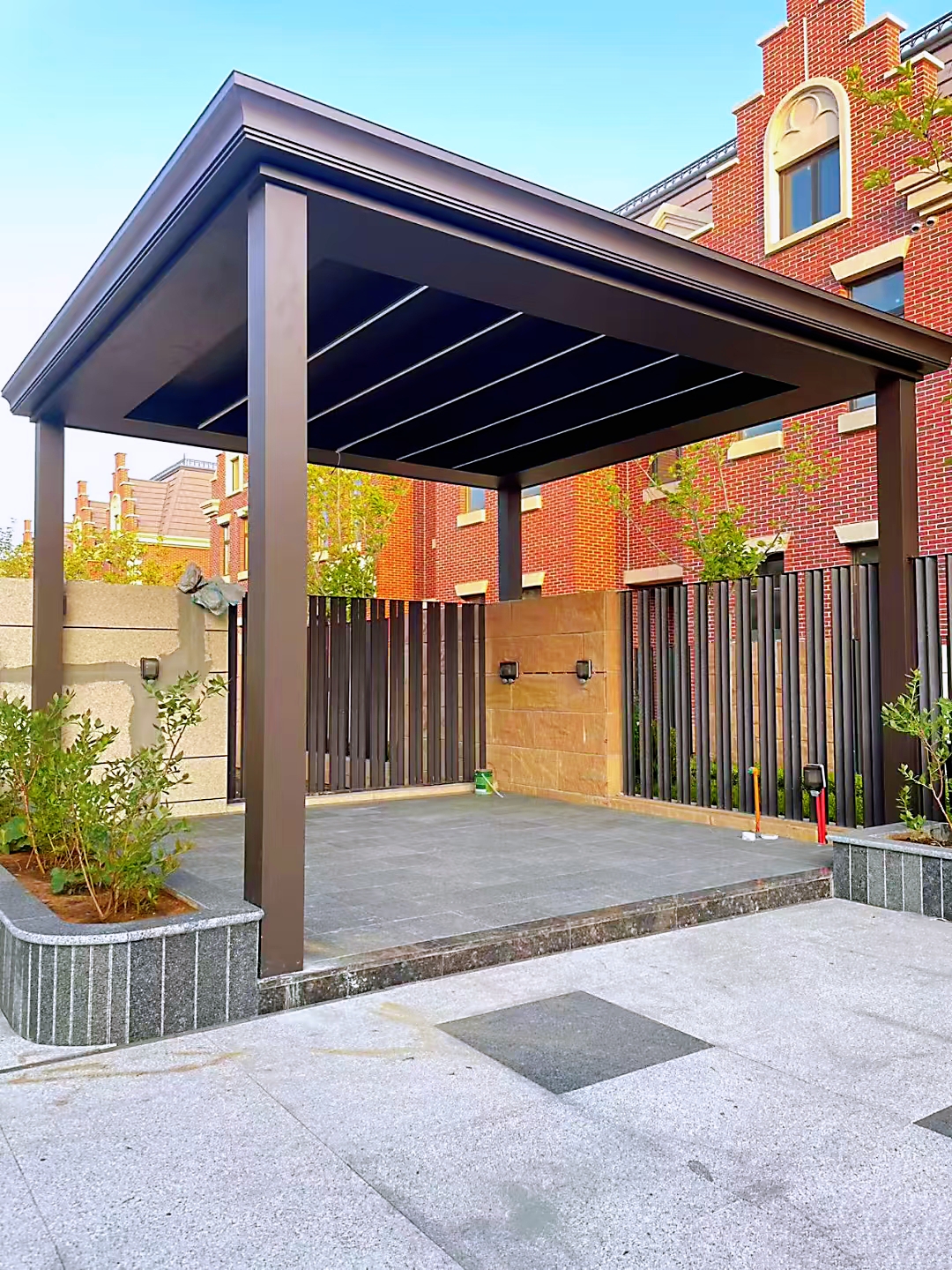 European-Style Aluminum Pergola | Classic Elegance, Modern Durability