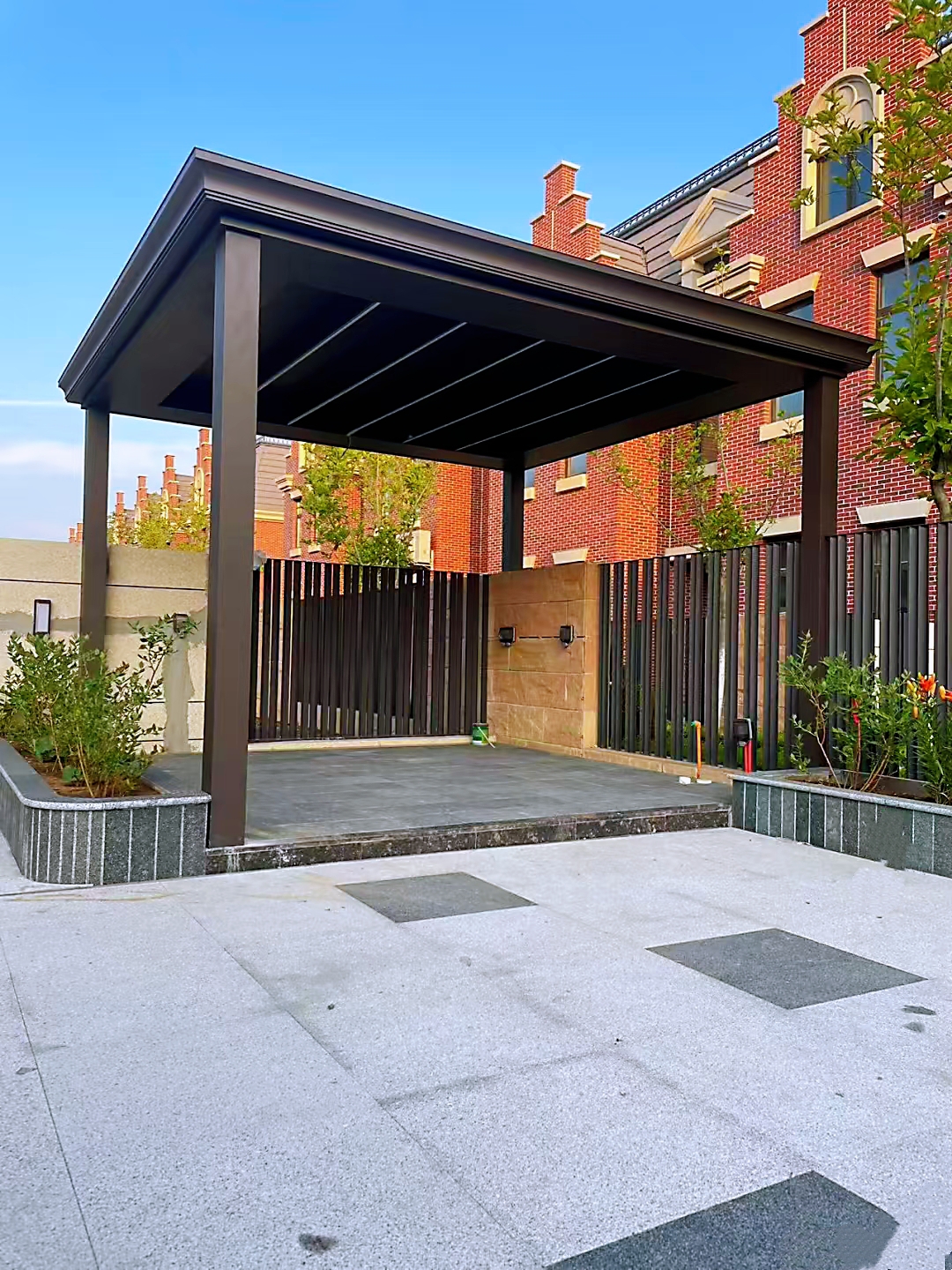 European-Style Aluminum Pergola | Classic Elegance, Modern Durability
